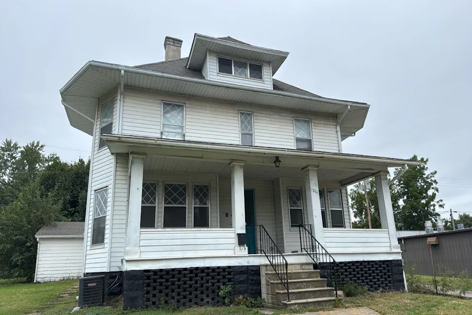 1201 State St Tama, IA 52339, Tama County