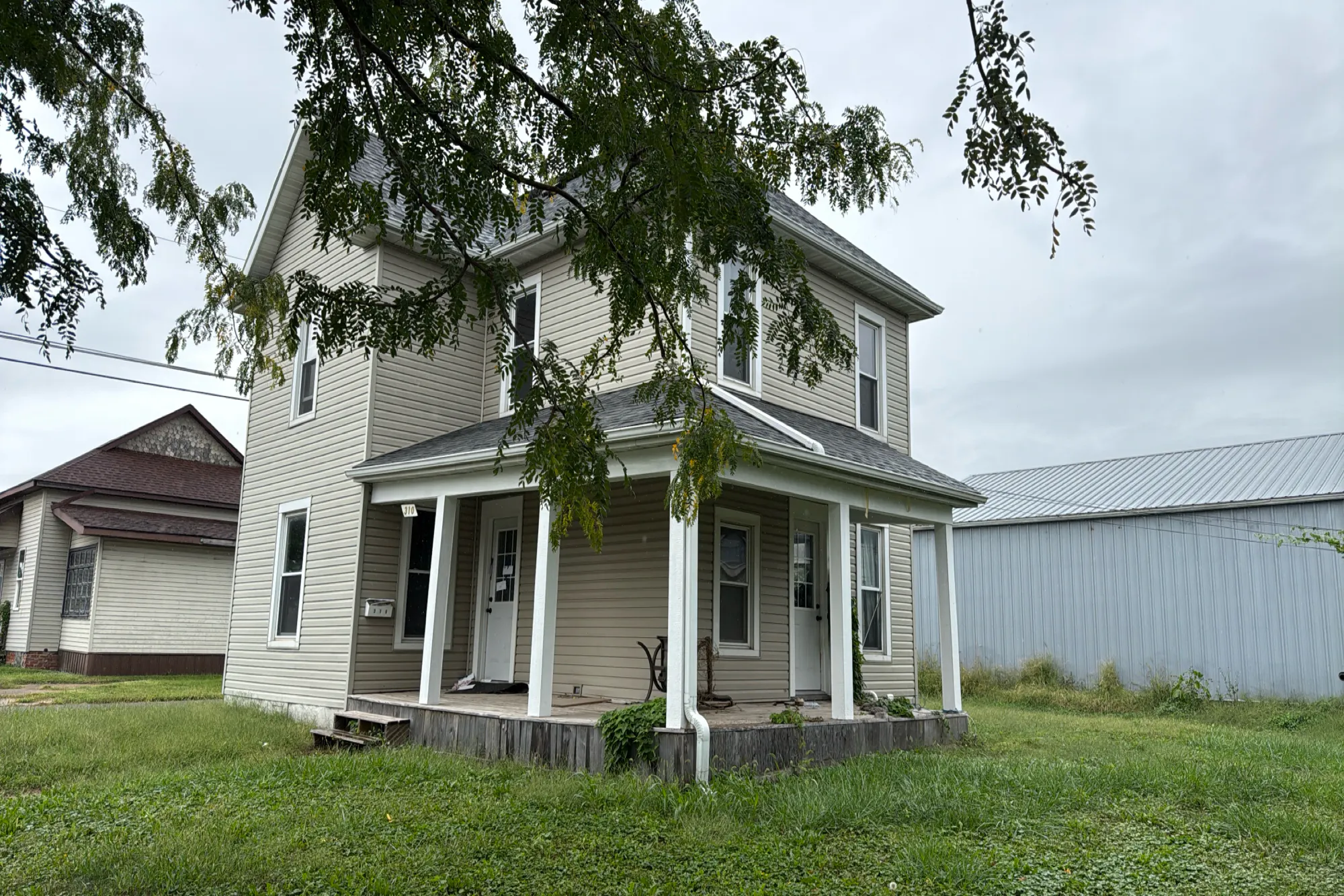 2nd Ave, Newton, IA 50208 #1