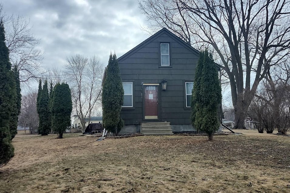 524 Railroad Ave Albert Lea, MN 56007, Freeborn County