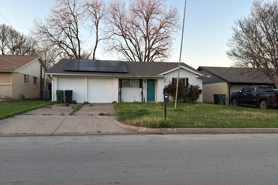 2903 E Mitchell St Arlington, TX 76010, Tarrant County