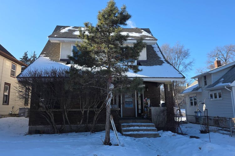 115 10th Ave South Saint Paul, MN 55075, Dakota County