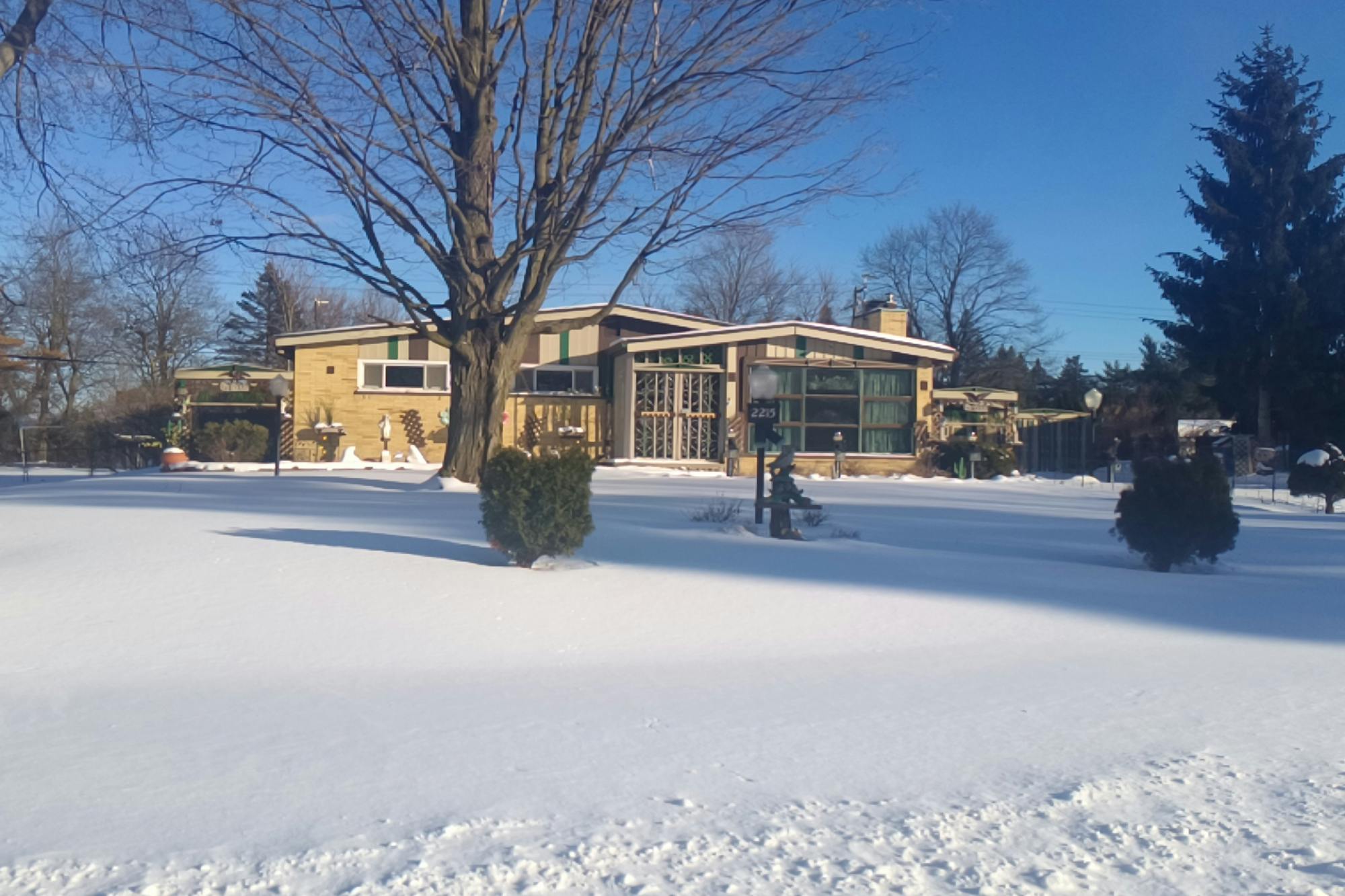 Saint Joseph St, West Bloomfield, MI 48324