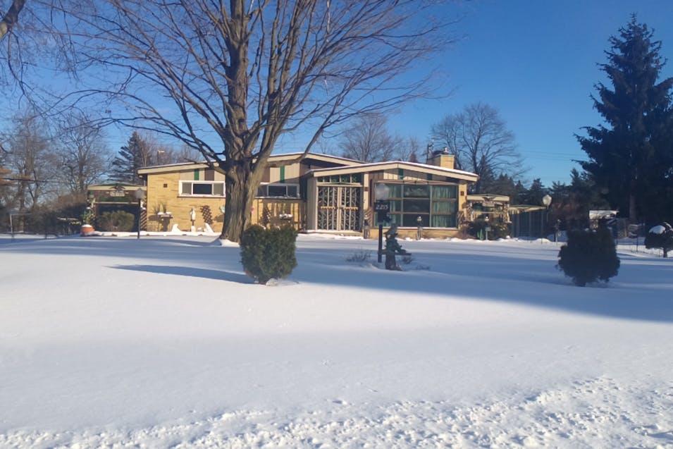 2215 St Joseph St West Bloomfield, MI 48324, Oakland County