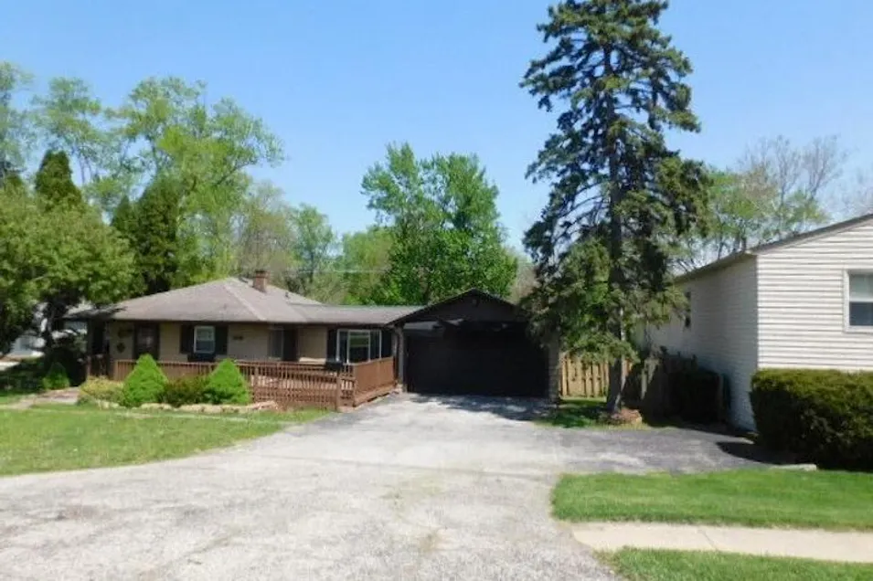 1325 S Main St Algonquin, IL 60102, McHenry County