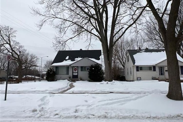 3303 Durham Rd Royal Oak, MI 48073-2309, Oakland County