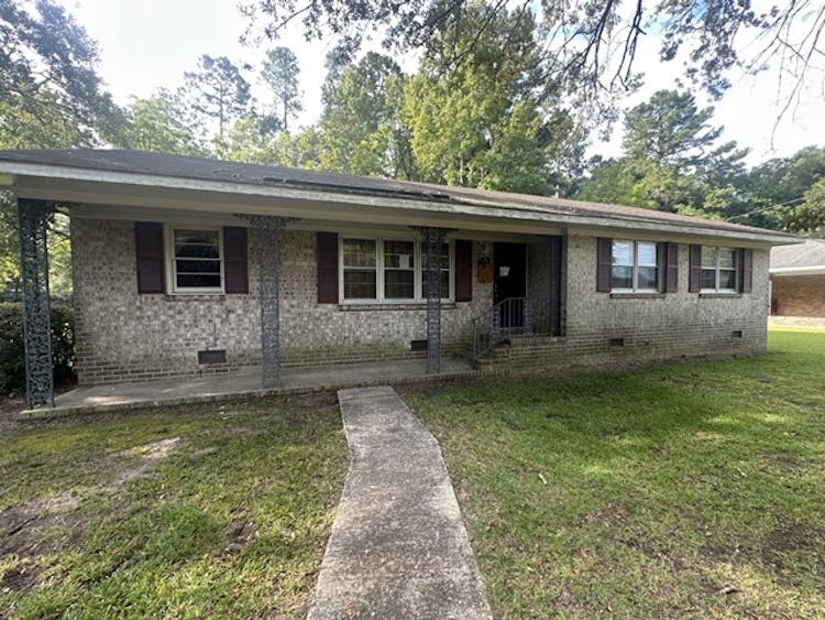 205 McDaniel St Mullins, SC 29574, Marion County