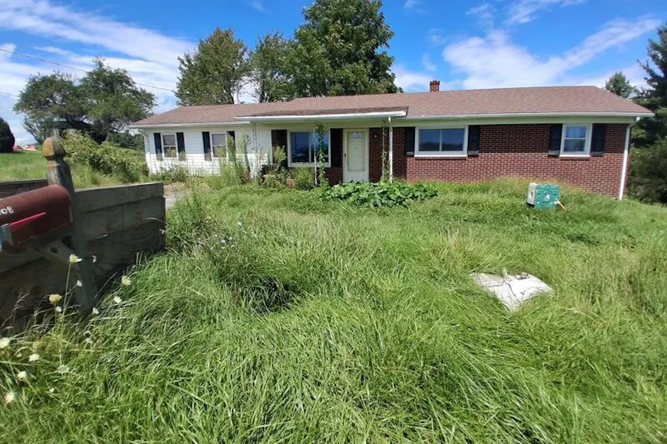 108 Scalehouse Lane Galax, VA 24333, Grayson County