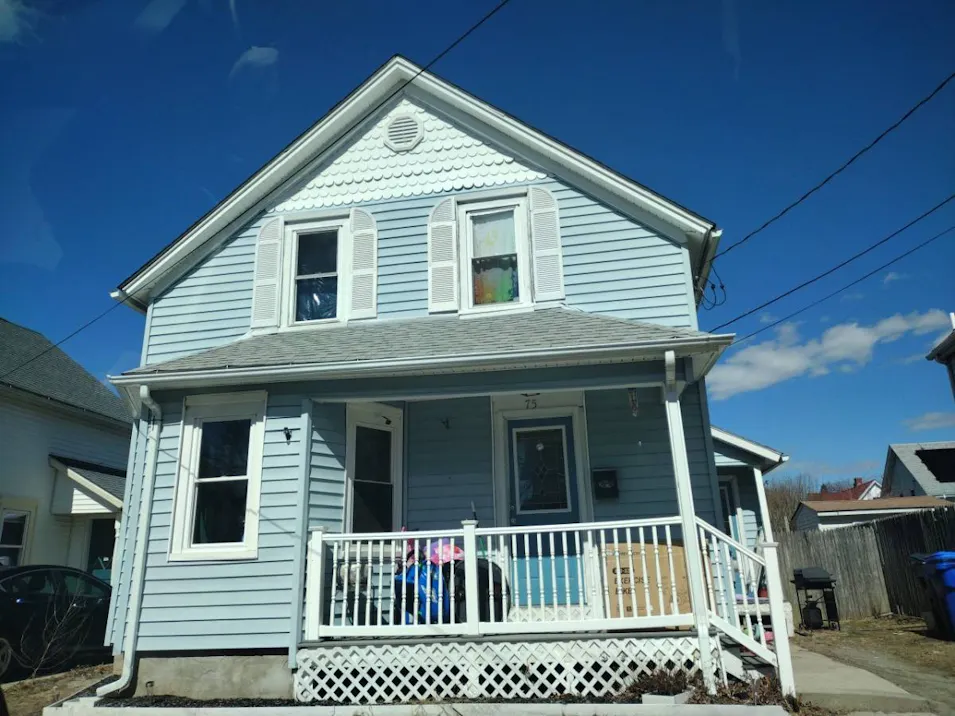 75 Cedar Ave Riverside, RI 02915, Providence County