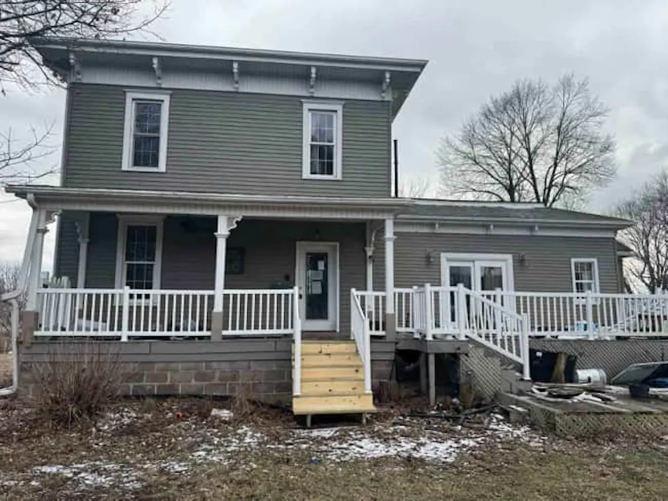 203 14th Avenue Sterling, IL 61081, Whiteside County