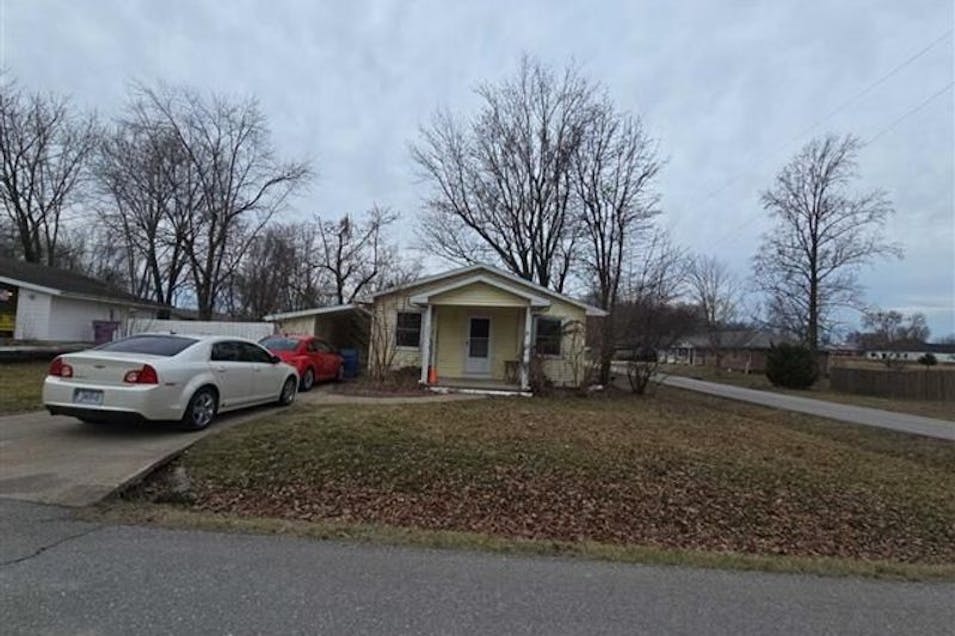 203 Elm Ave New Bloomfield, MO 65063, Callaway County