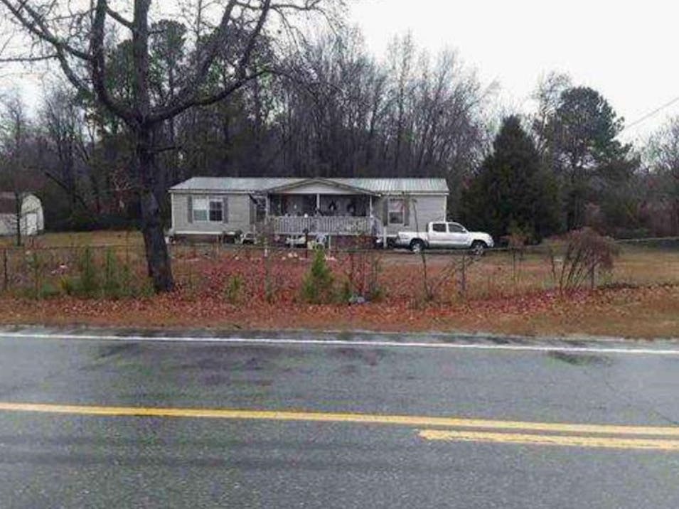 14558 Nc 27 W Sanford, NC 27332, Harnett County