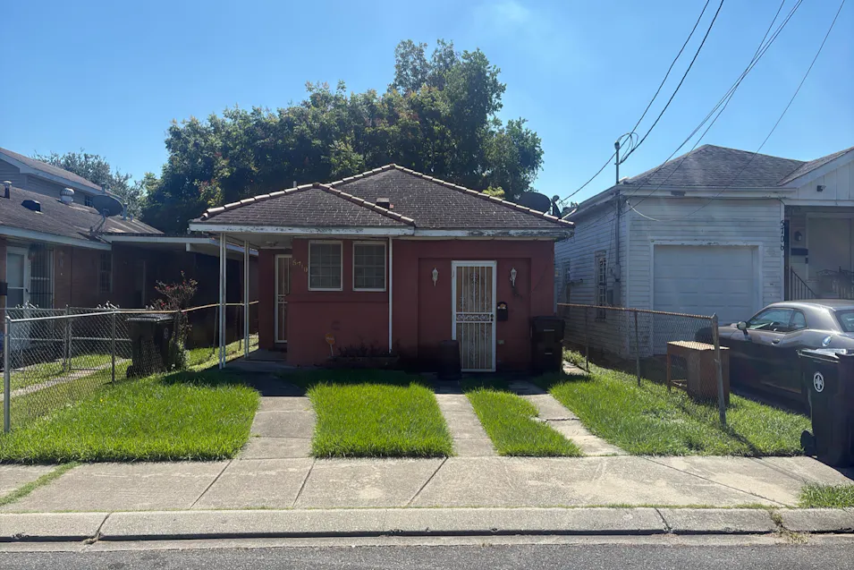 5710 Royal St New Orleans, LA 70117, Orleans County