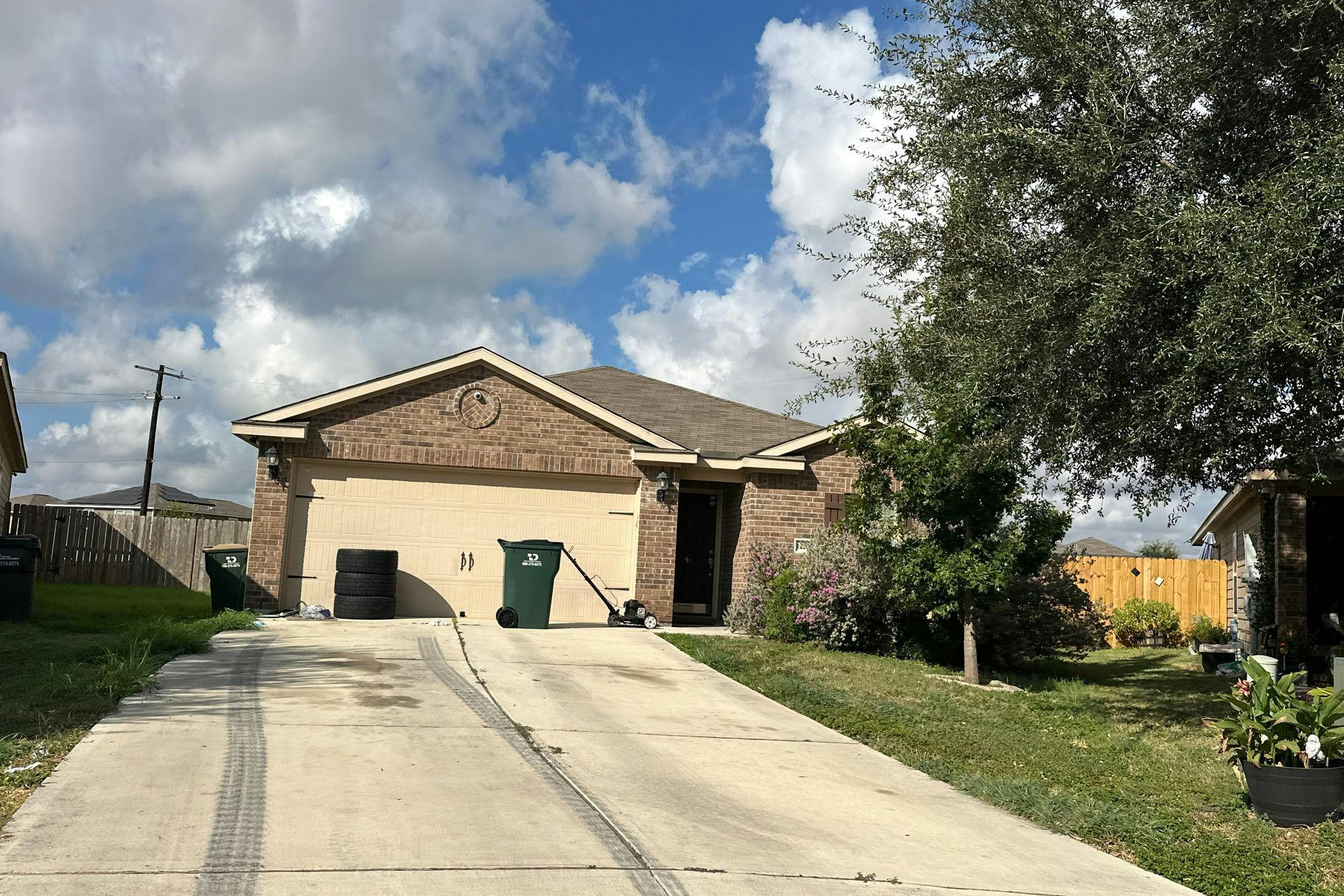 Luckey Smt, San Antonio, TX 78252