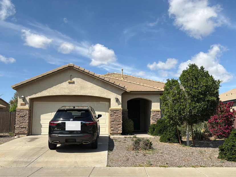 1138 West Stephanie Lane
