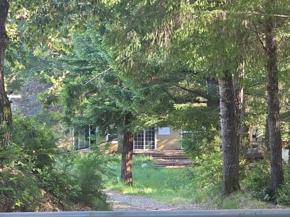 1590 Huckleberry Ln Whitethorn, CA 95589, Humboldt County
