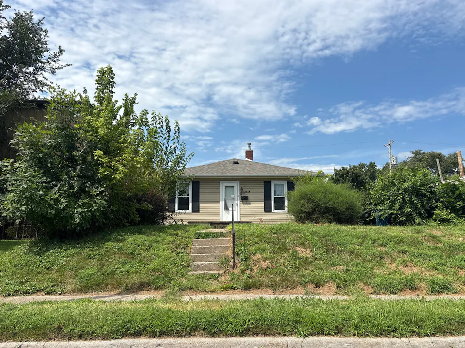 2805 Marshall Ave Granite City, IL 62040, Madison County