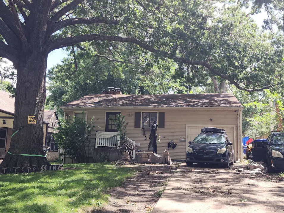 3005 SW Huntoon St Topeka, KS 66604, Shawnee County