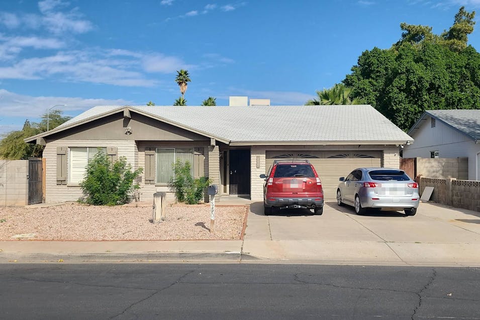 860 W Kiva Avenue Mesa, AZ 85210, Maricopa County