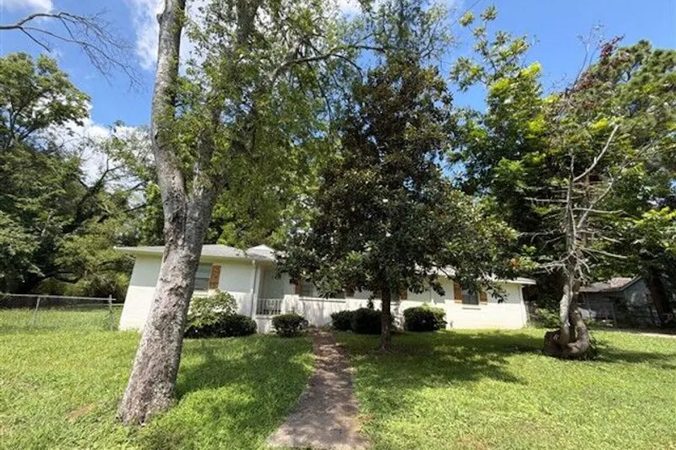 720 30th Pl SW Birmingham, AL 35211, Jefferson County