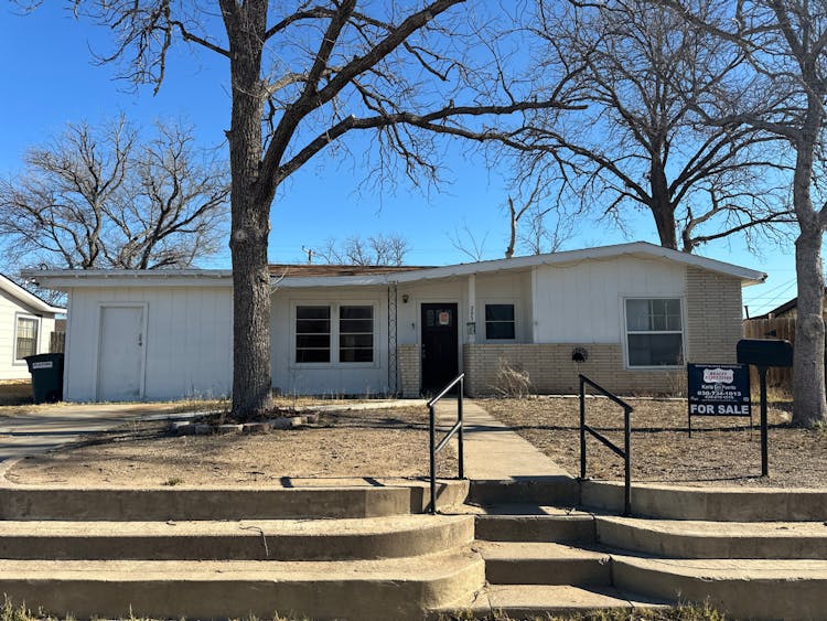 205 Jodobo Dr Del Rio, TX 78840, Val Verde County