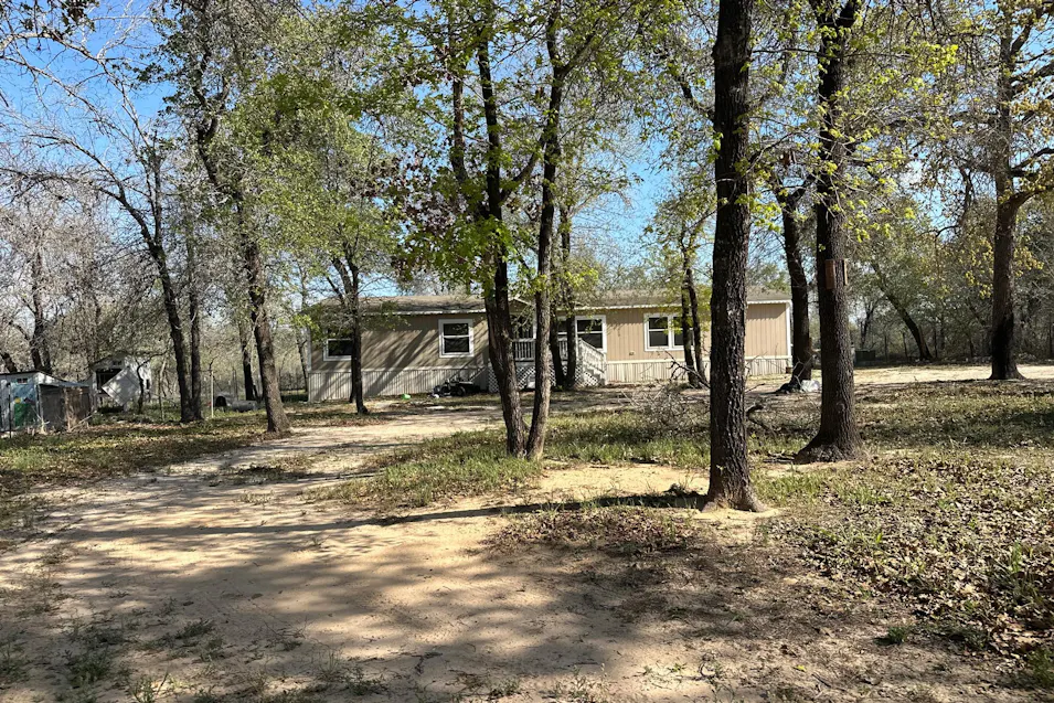 1100 Big Leaf Rd San Antonio, TX 78264, Atascosa County