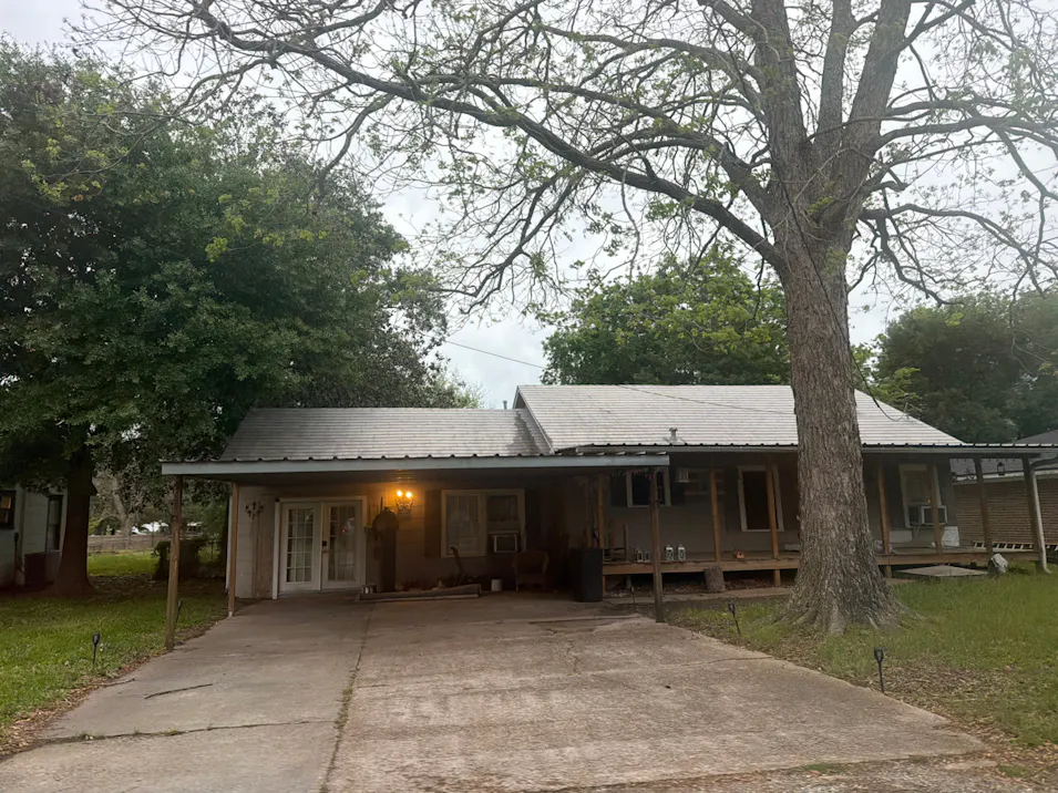 715 Montgomery St Port Neches, TX 77651, Jefferson County
