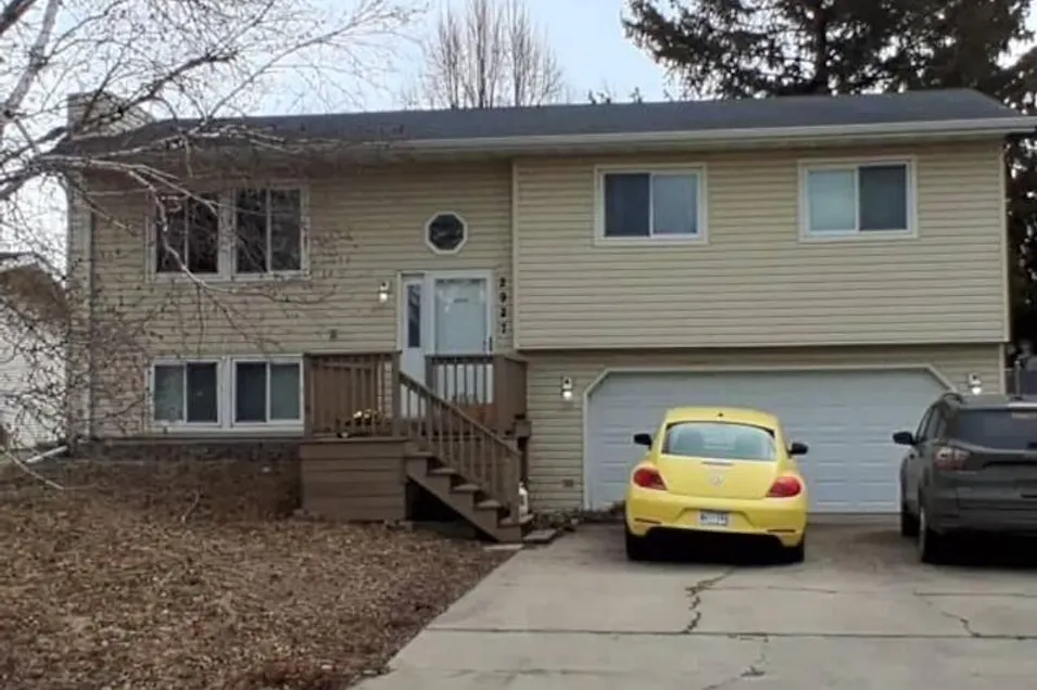 2927 17th Av S Moorhead, MN 56560, Clay County