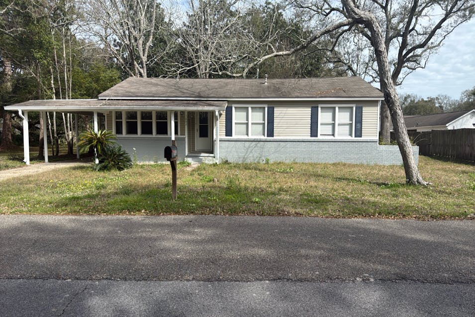 1602 Sunset Street Pascagoula, MS 39567, Jackson County