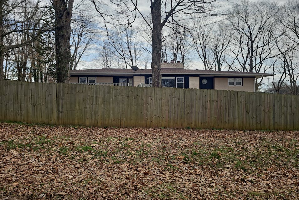 276 E Porters Bluff Rd and 0 E Porters Bluff Rd, Clarksville, TN 37040, Montgomery County