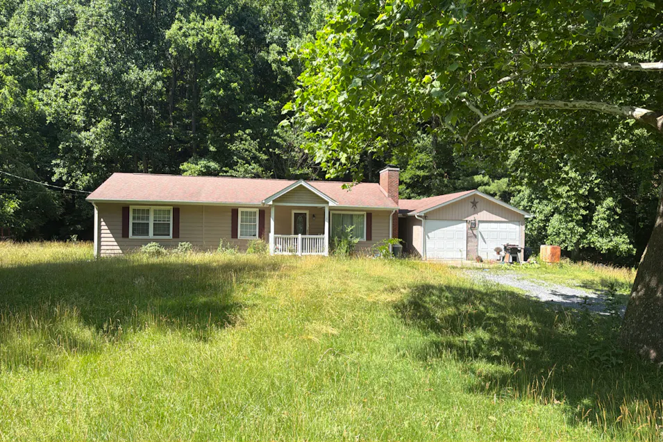 3203 Parkersburg Turnpike Swoope, VA 24479, Augusta County