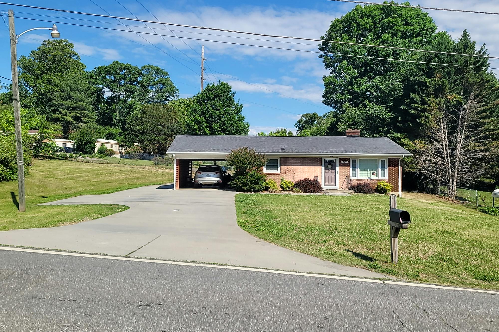 Joseph Martin Hwy, Martinsville, VA 24112