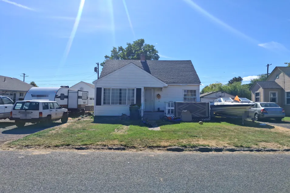 2712 3rd St Union Gap, WA 98903, Yakima County