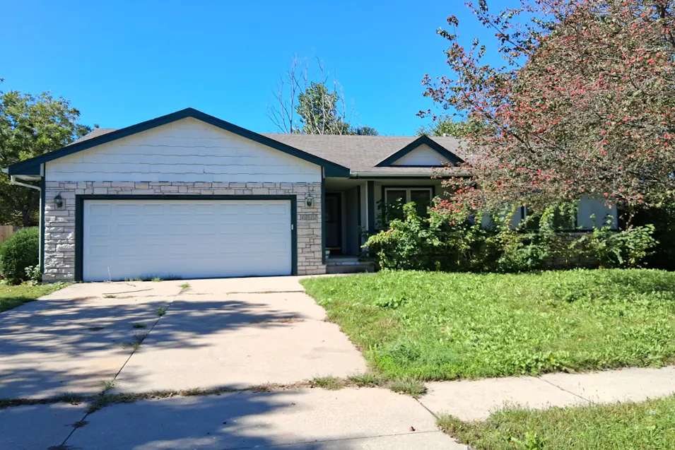 1712 2nd Ave SE Altoona, IA 50009, Polk County