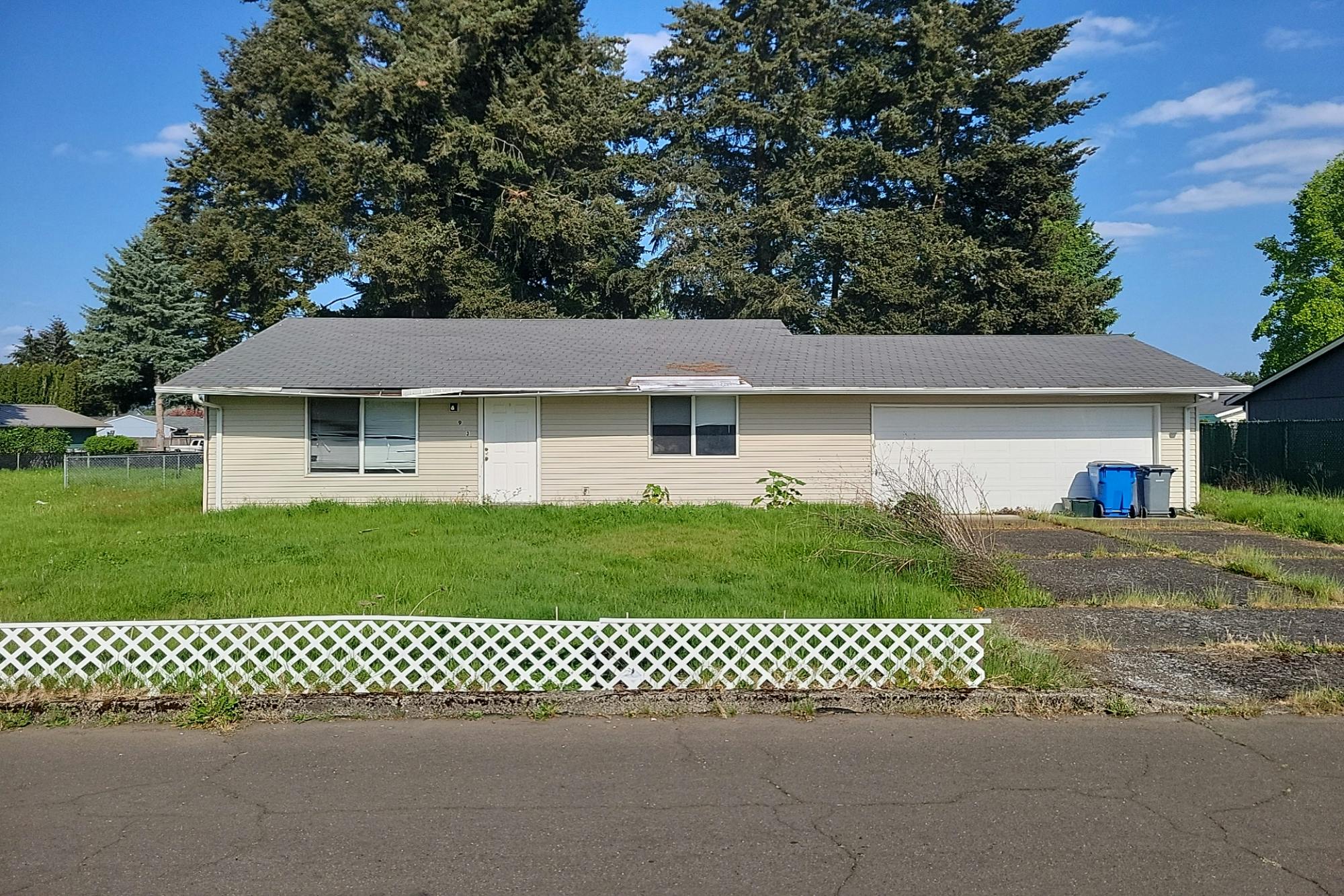 913 NE 164TH Ave  