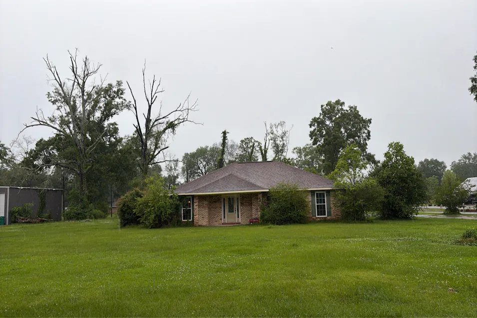 8785 Wesley St Denham Springs, LA 70726, Livingston County