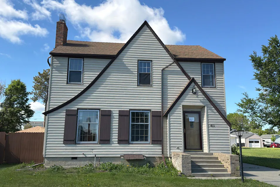 411 4th St SE Sidney, MT 59270, Richland County