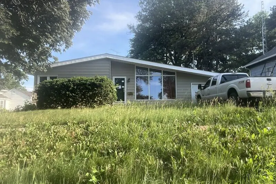 408 W Broadway St Coleridge, NE 68727, Cedar County