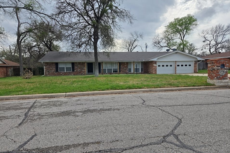 3609 Las Cienega Blvd Temple, TX 76502, Bell County