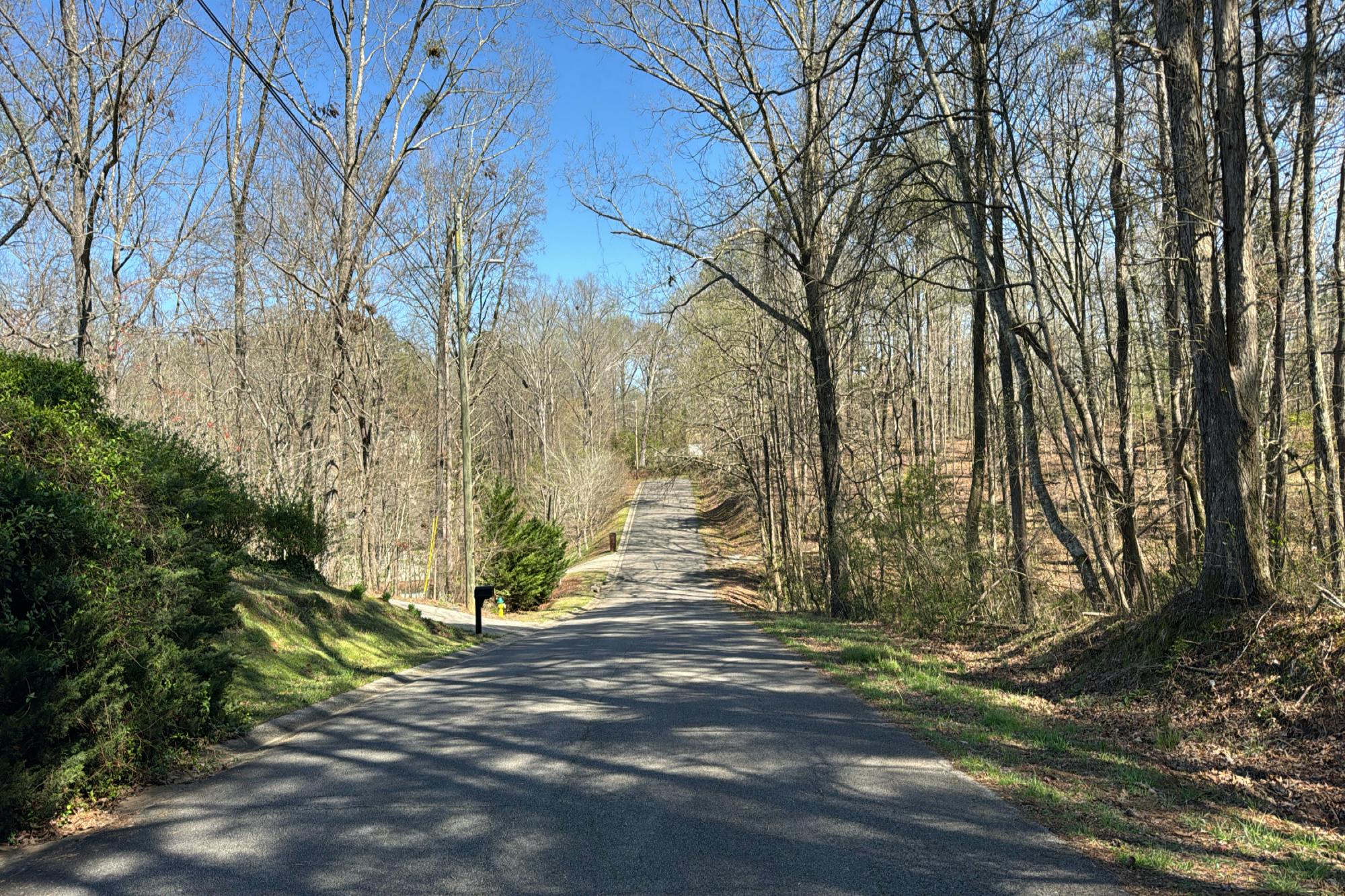 Mermont Dr, Trussville, AL 35173