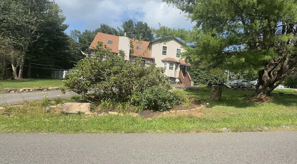 27 Yellow Run Rd Jim Thorpe, PA 18229, Carbon County