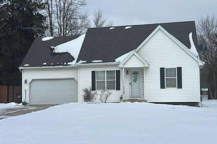 4248 Packard Rd Temperance, MI 48182-9704, Monroe County