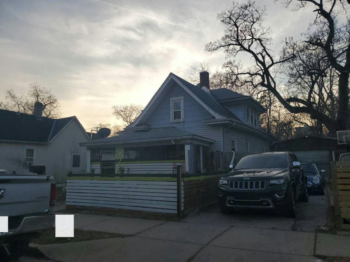 Olive St, Kansas City, MO 64109