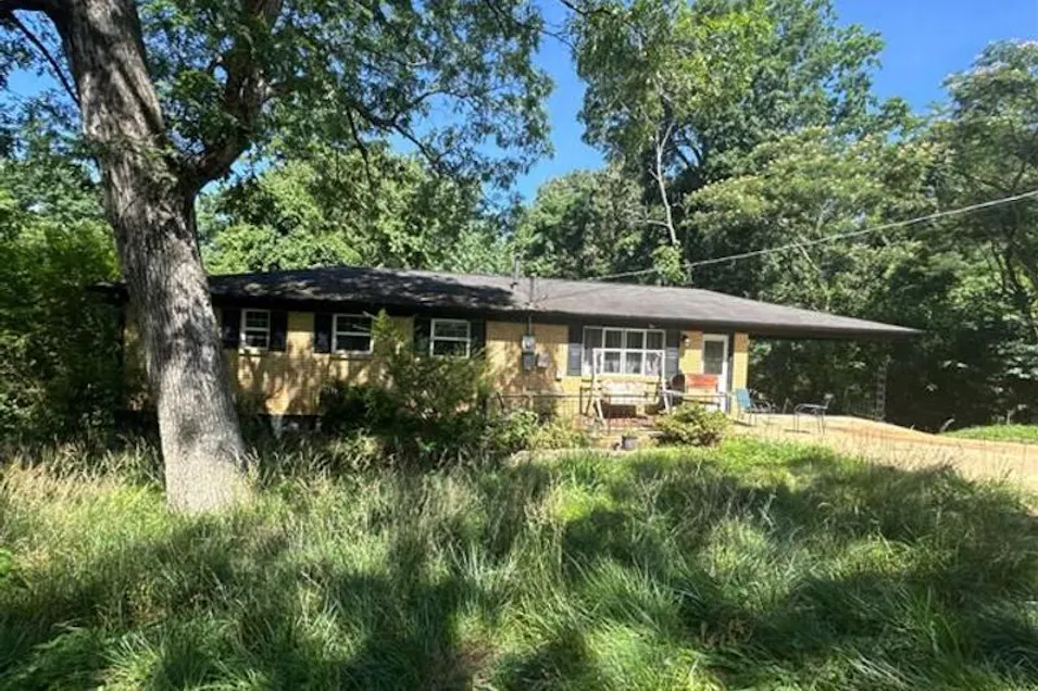 2513 East Avondale Street Poplar Bluff, MO 63901, Butler County