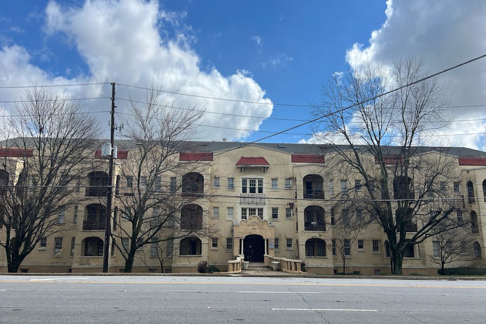 2855 Peachtree Rd NE Unit #124 Atlanta, GA 30305, Fulton County