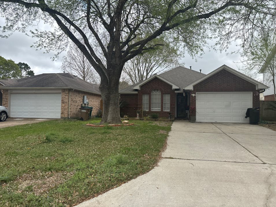 5716 Guadalupe Dr Dickinson, TX 77539, Galveston County