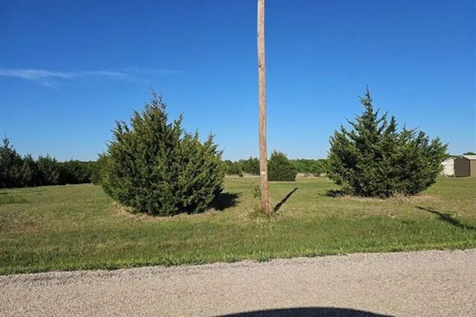 1621 Hudson Court Alvarado, TX 76009, Johnson County