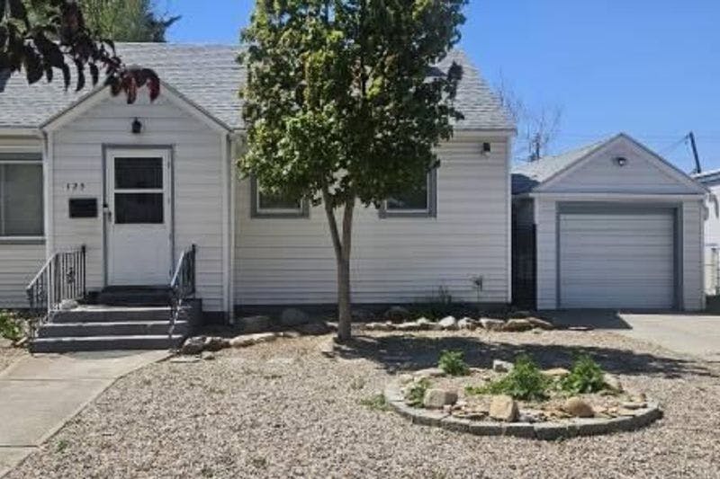 125 S 13TH Ave  
