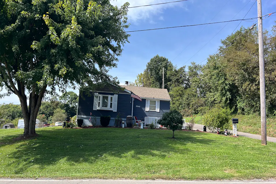 2045 Adamsville Road Zanesville, OH 43701, Muskingum County