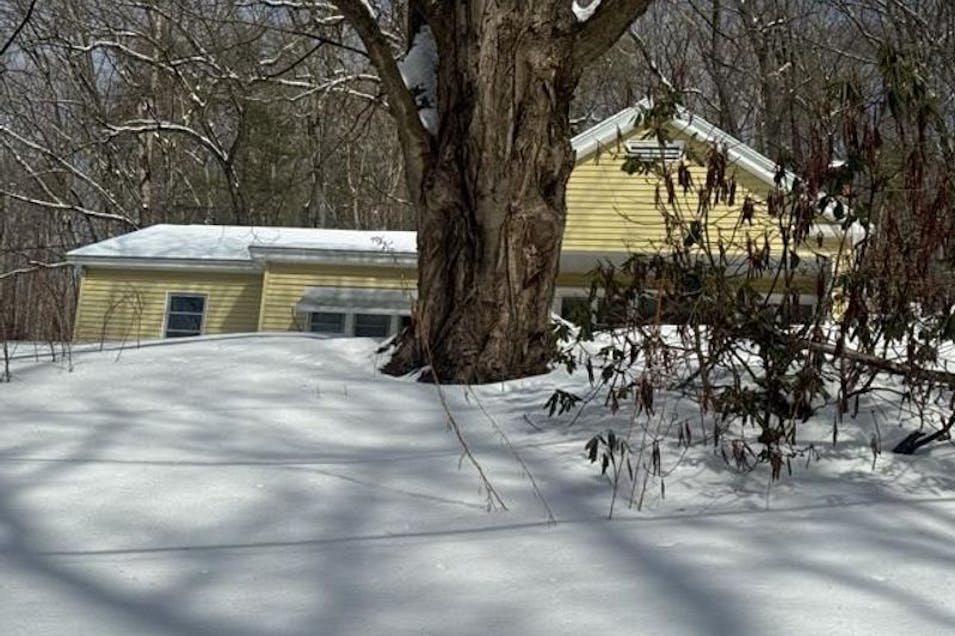 36 Beruk Hill Road Hinsdale, NH 03451, Cheshire County