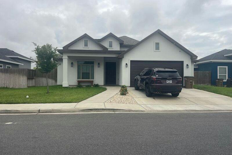 Southland Ave, Edinburg, TX 78539